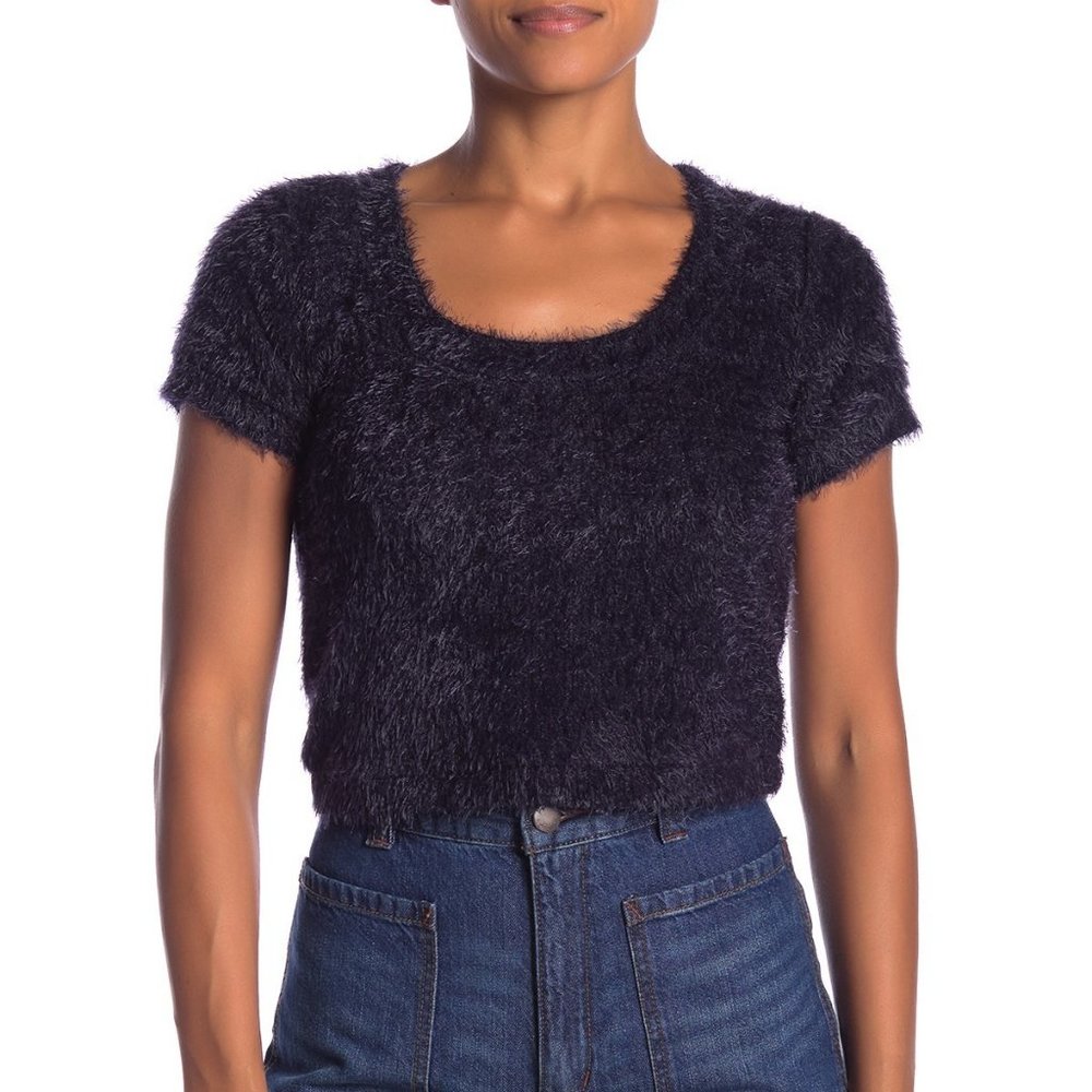 HIATUS Scoop Neck Eyelash Knit Crop Top - Navy NWT